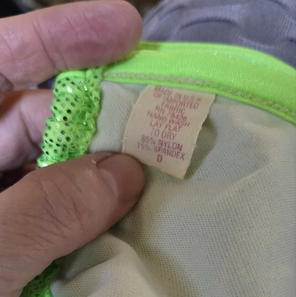 VENUS chartreuse/lime green Sparkly Brazilian cut bikini new no tags SzM/D - Picture 13 of 13